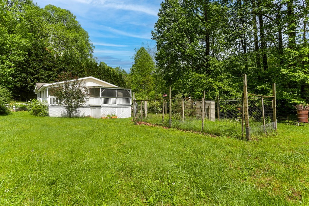 5 Mary Lane, HAYESVILLE, North Carolina image 35