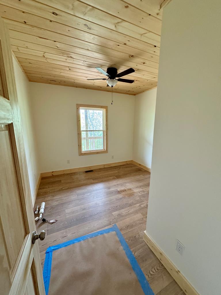 395 Cee Ray Circle, MURPHY, North Carolina image 19