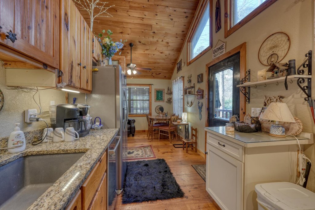 422 Damons Trail, MURPHY, North Carolina image 12
