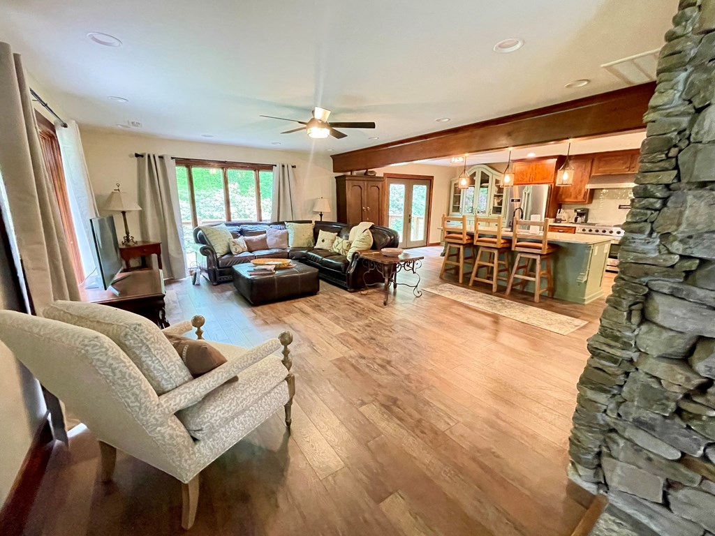 239 Woodland Heights, ROBBINSVILLE, North Carolina image 6