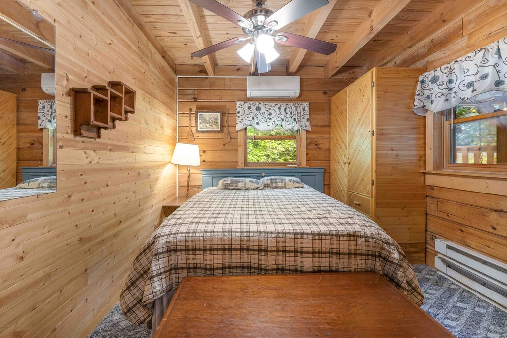 90 Pounding Mill Knob, HAYESVILLE, North Carolina image 9