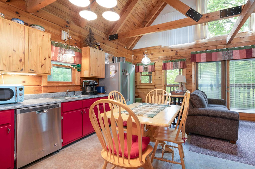90 Pounding Mill Knob, HAYESVILLE, North Carolina image 12