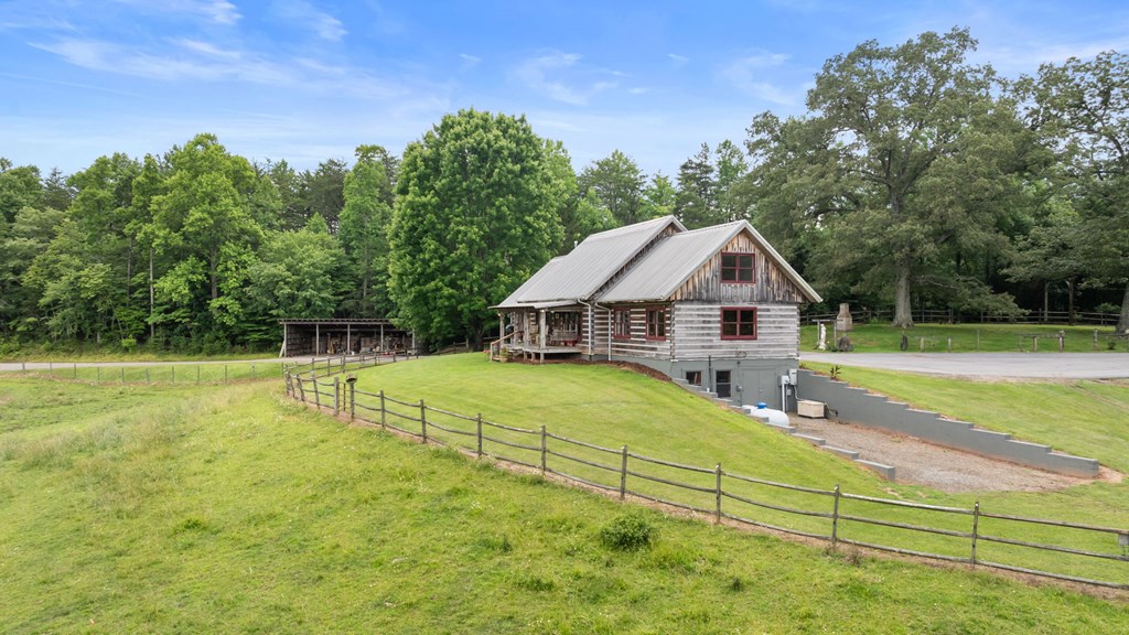 Warne, North Carolina, 28909, United States, 3 Bedrooms Bedrooms, ,3 BathroomsBathrooms,Residential,Active,1858681
