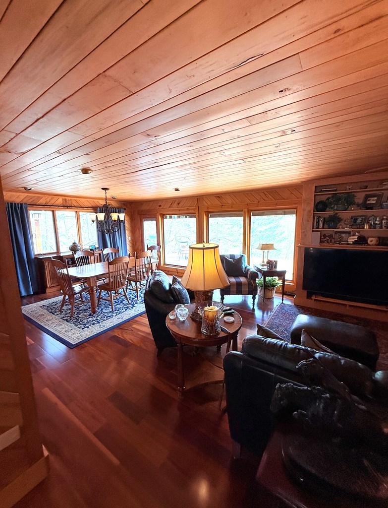 369 Deals Gap Road, ROBBINSVILLE, North Carolina image 16