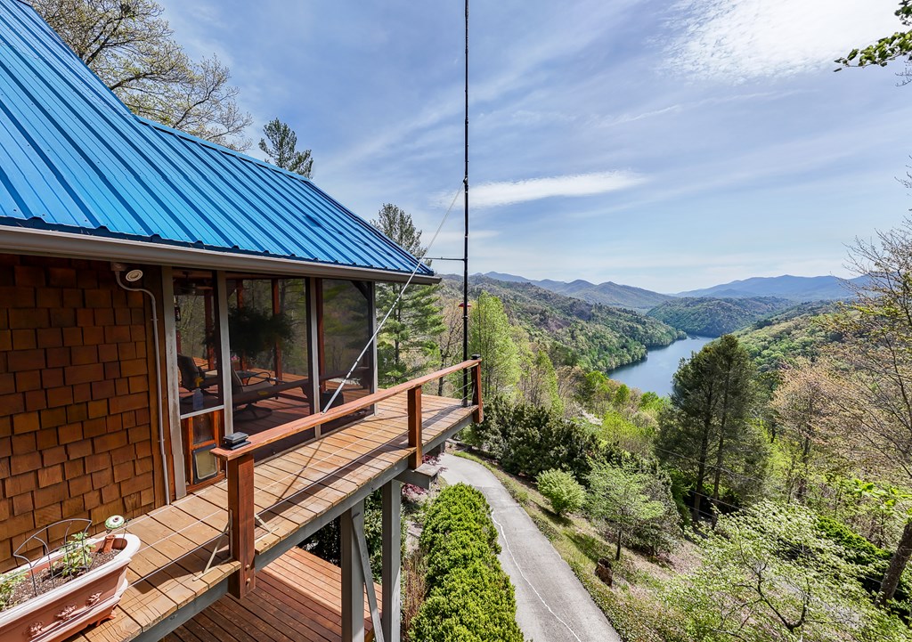 369 Deals Gap Road, ROBBINSVILLE, North Carolina image 15