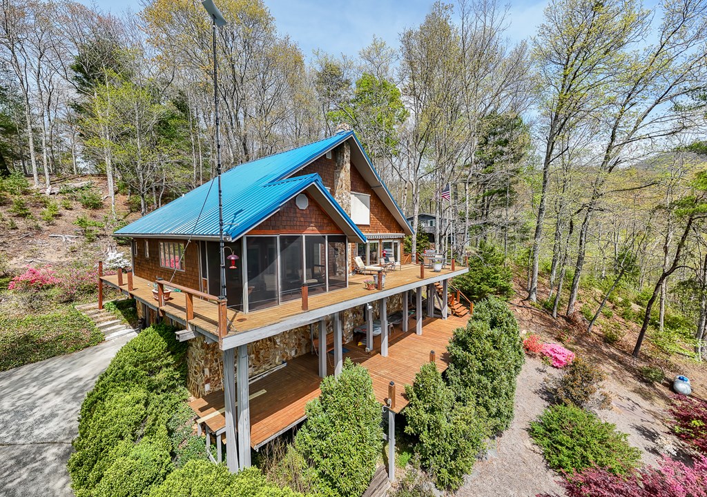 369 Deals Gap Road, ROBBINSVILLE, North Carolina image 5