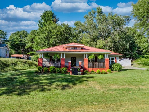 Homes For Sale - 195 Isabella Avenue<br/> COPPERHILL, TN 37317