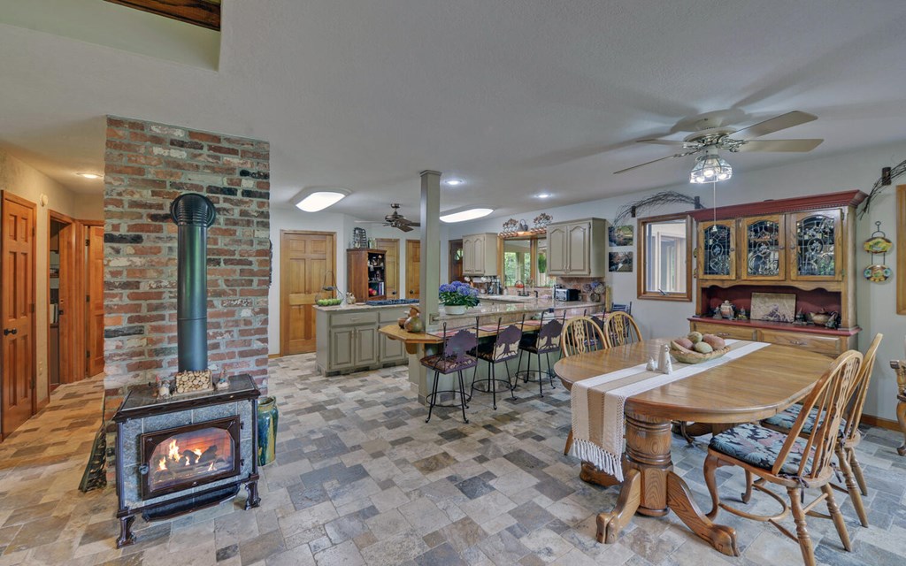 186 Fairhaven Drive, ANDREWS, North Carolina image 11