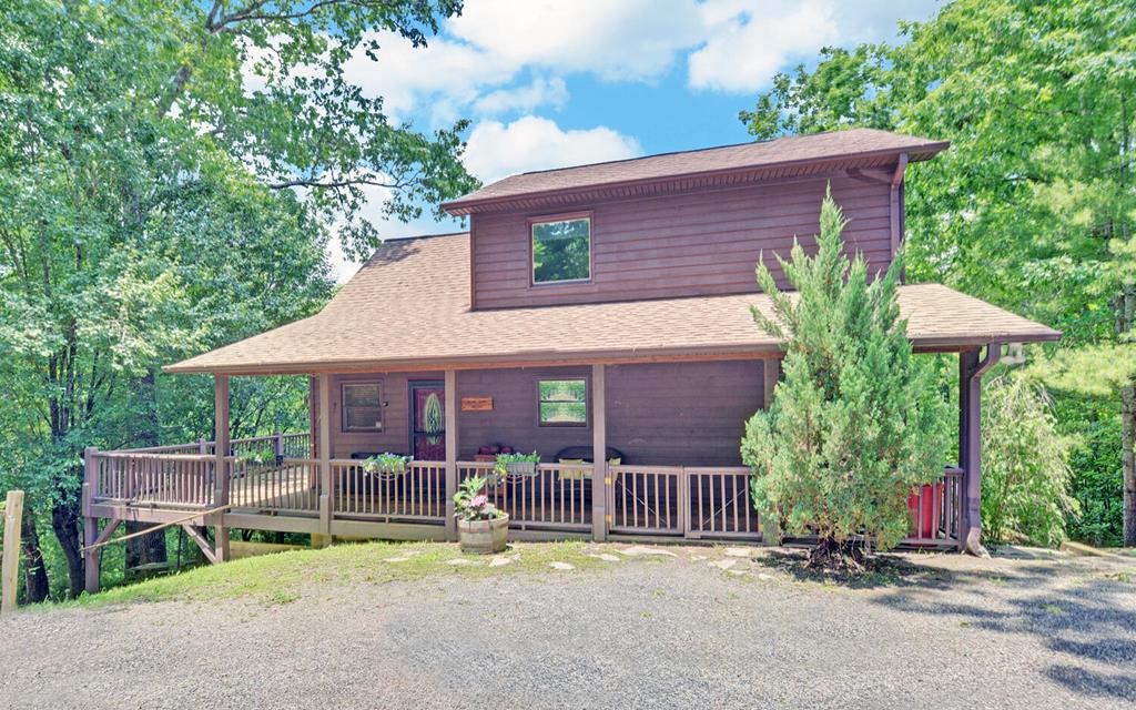 56 Waxwing Trail, MURPHY, North Carolina image 1