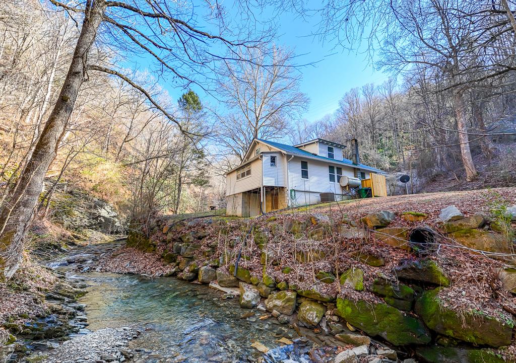 12730 Hwy 19 W, BRYSON CITY, North Carolina image 2