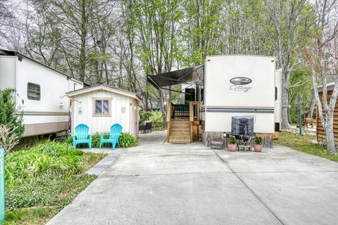 Homes For Sale - 253 Conley Creek<br/> BLAIRSVILLE, GA 30512