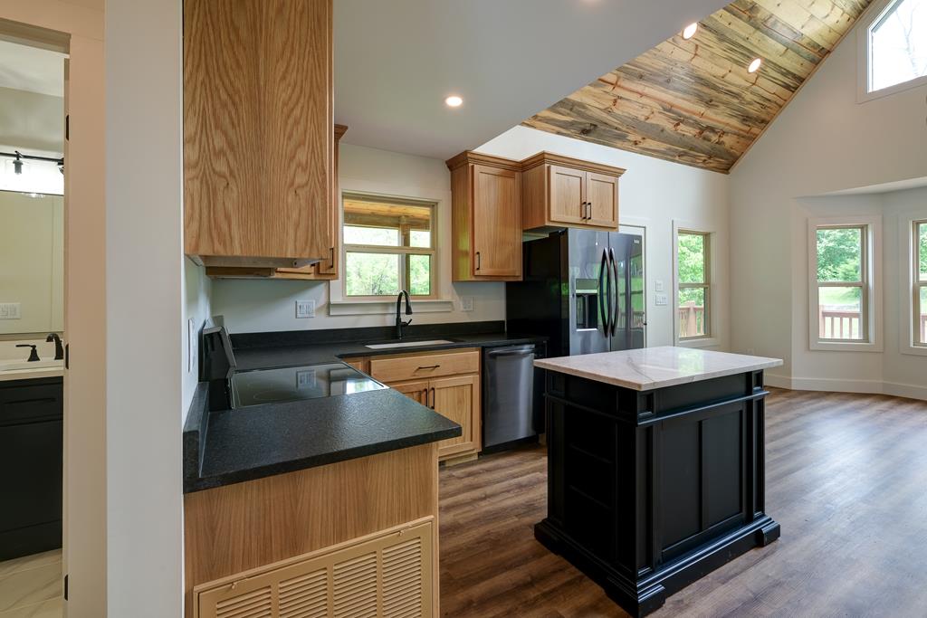 21 Big Pine Trail, MURPHY, New York image 14