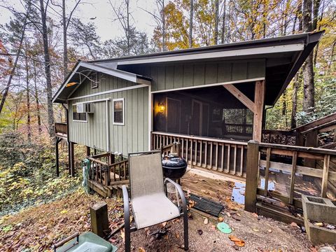 Homes For Sale - 231 Dogwood Circle<br/> Clay County, HAYESVILLE, NC 28904