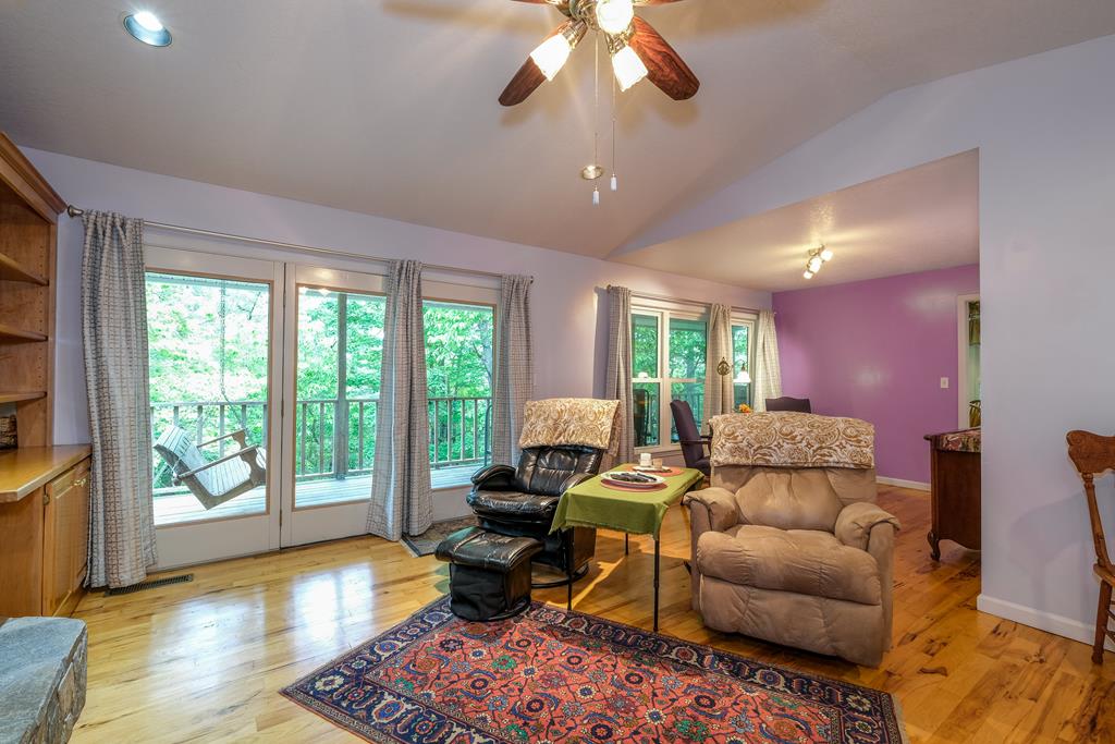 322 Wrens Nest Trail, MURPHY, North Carolina image 10