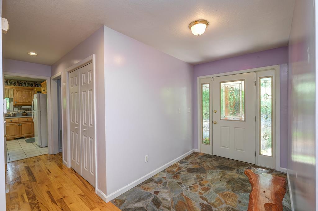 322 Wrens Nest Trail, MURPHY, North Carolina image 7