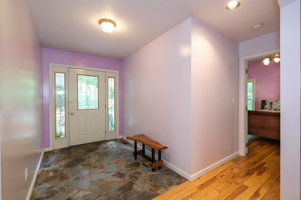 322 Wrens Nest Trail, MURPHY, North Carolina image 6