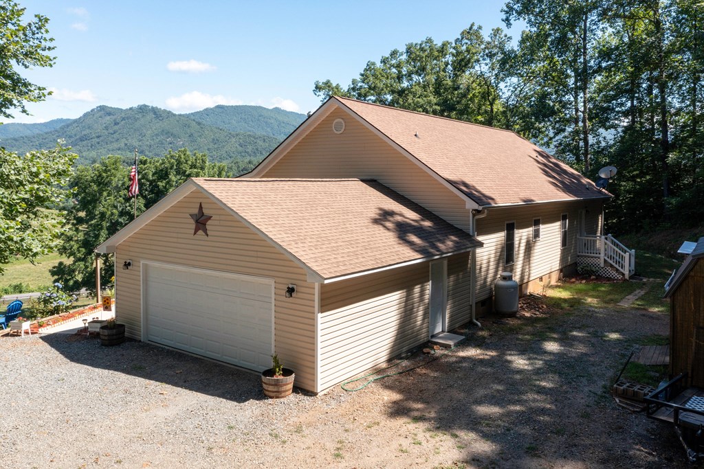 770 Geisky Creek Rd, HAYESVILLE, North Carolina image 4