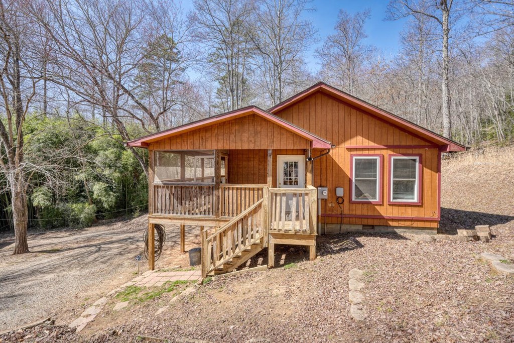 1689 Greasy Creek Road, BRASSTOWN, North Carolina image 3