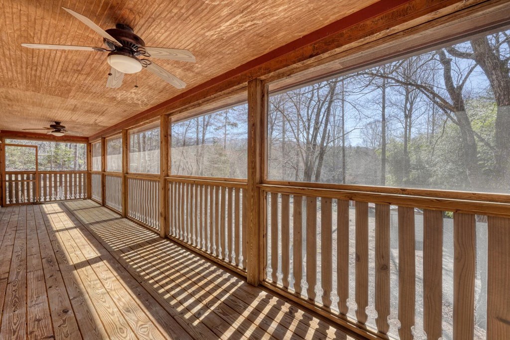 1689 Greasy Creek Road, BRASSTOWN, North Carolina image 25