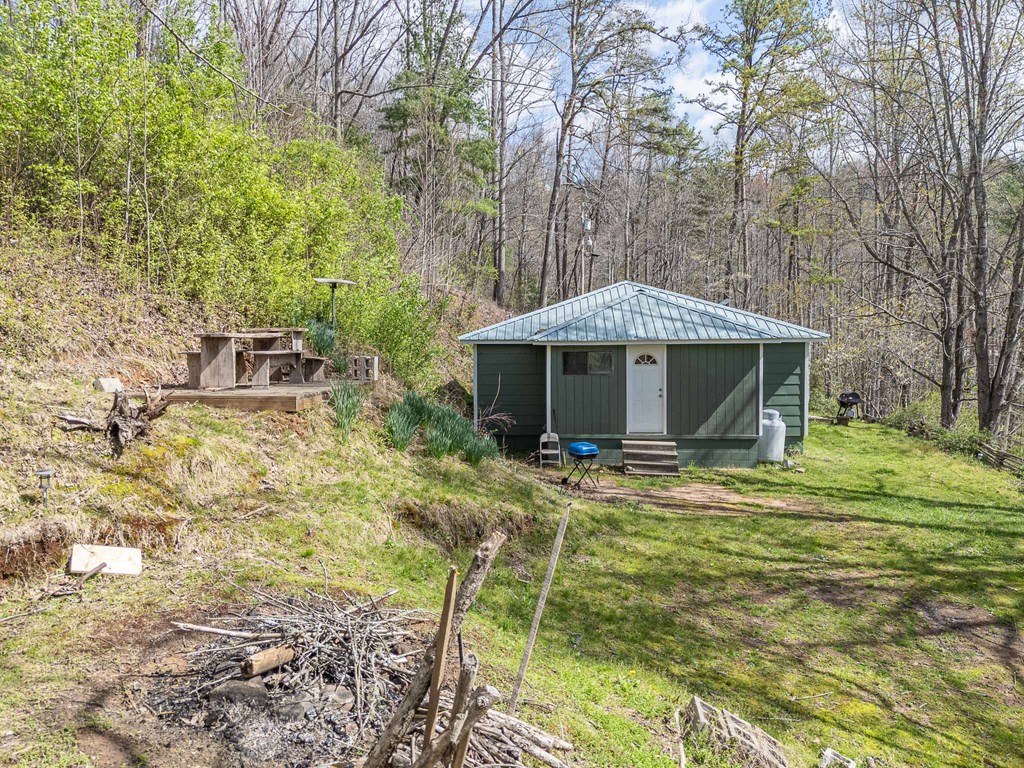 211 Gregory Hollow Road, ROBBINSVILLE, North Carolina image 27