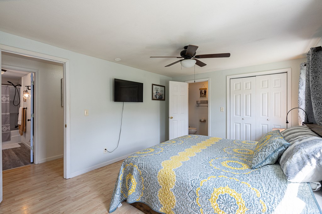 211 Gregory Hollow Road, ROBBINSVILLE, North Carolina image 21