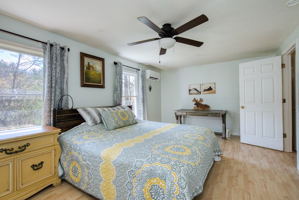 211 Gregory Hollow Road, ROBBINSVILLE, North Carolina image 23