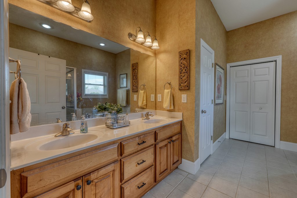 1649-H Lakeview Drive, YOUNG HARRIS, Georgia image 34