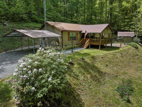 Mobile Home For Sale - 390 Camp Branch<br/> WHITTIER, NC 28789