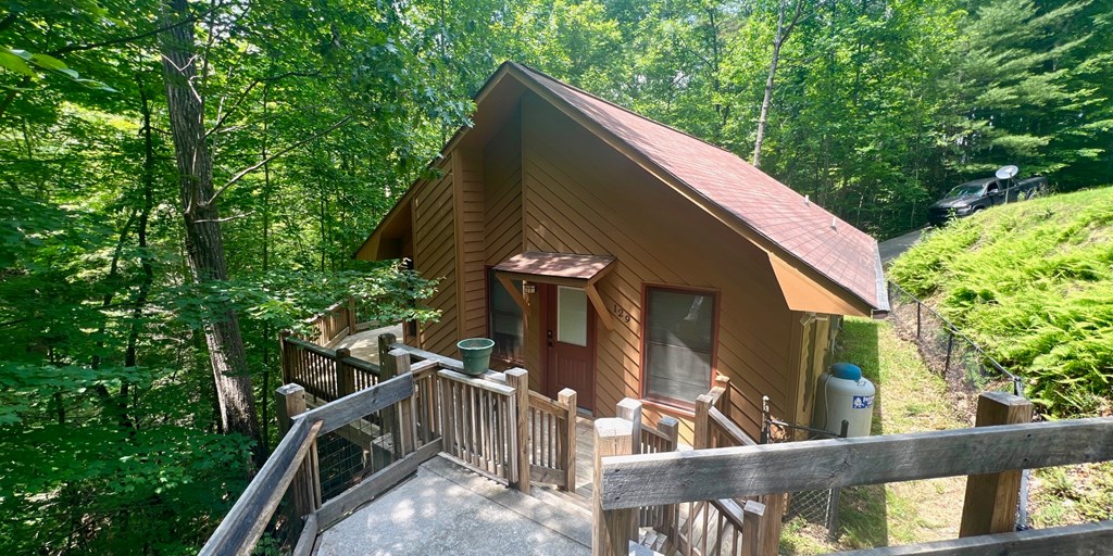 129 Crooked Lane, MURPHY, New York image 2