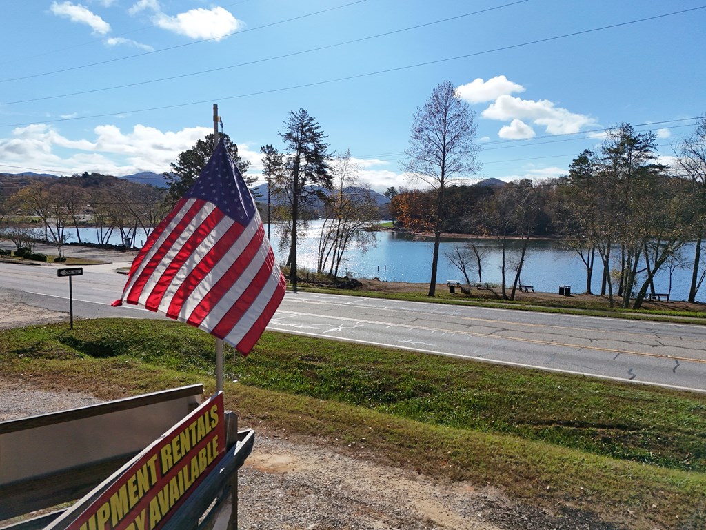 900 Main Street, HIAWASSEE, Georgia image 12