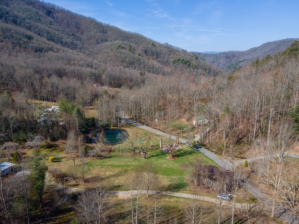 3582 Franks Creek Road, ROBBINSVILLE, North Carolina image 19