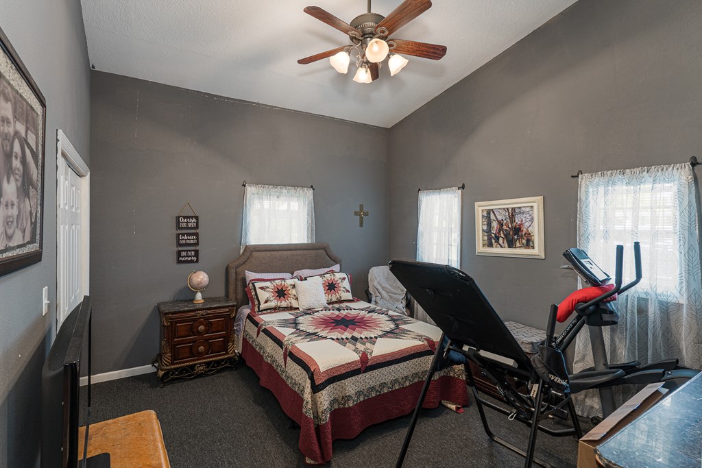 329 Chalet Cir, MURPHY, North Carolina image 19