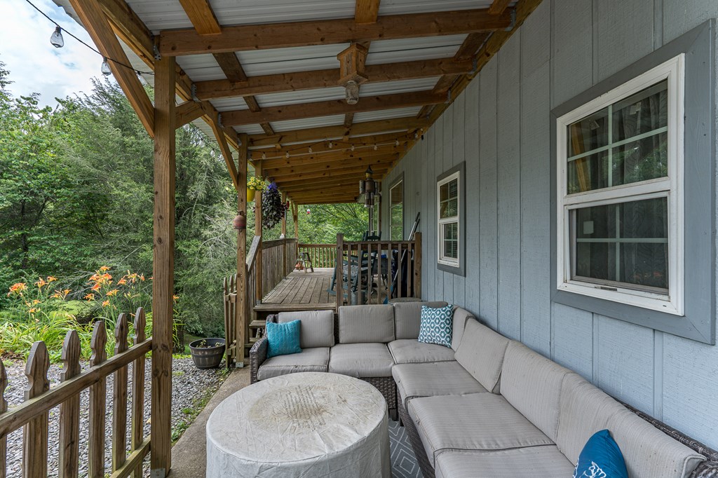 329 Chalet Cir, MURPHY, North Carolina image 6