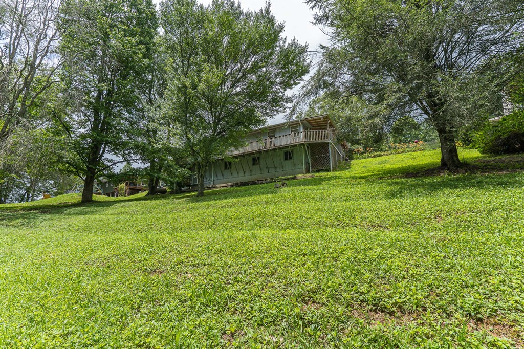 329 Chalet Cir, MURPHY, North Carolina image 40