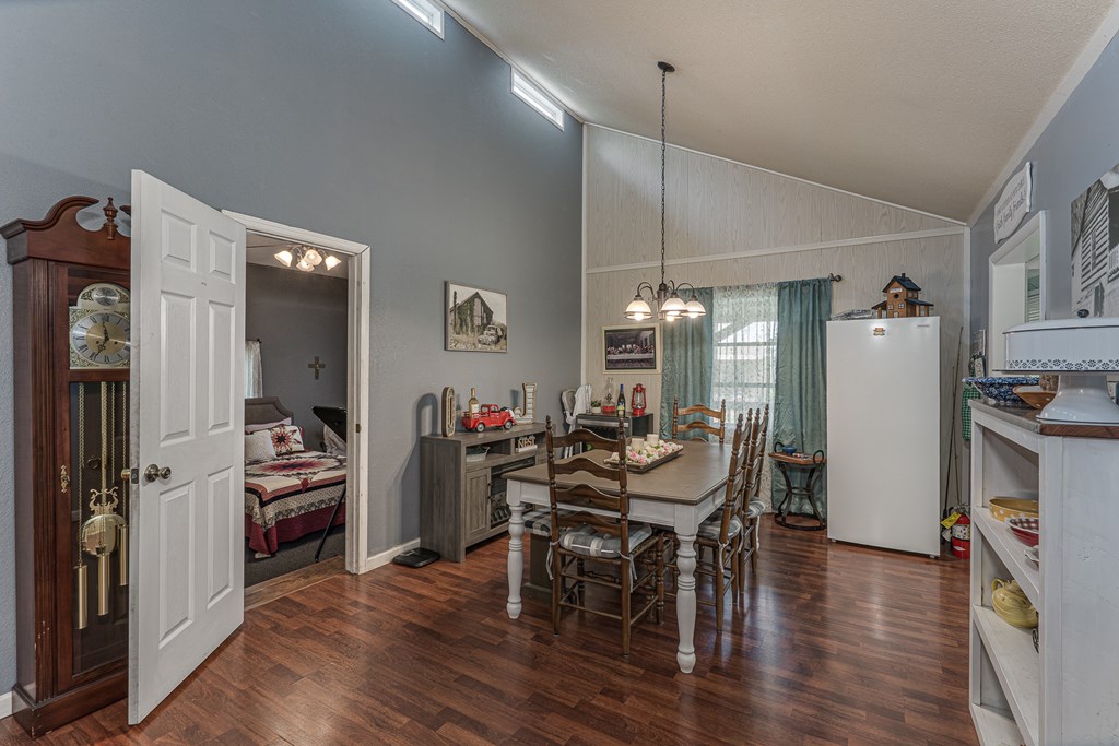 329 Chalet Cir, MURPHY, North Carolina image 18
