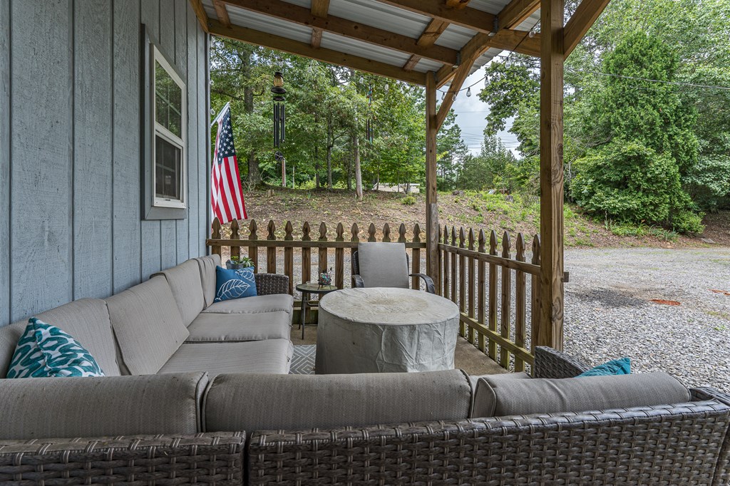 329 Chalet Cir, MURPHY, North Carolina image 7