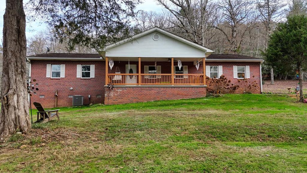 147 Sawyer Cove Rd, HAYESVILLE, North Carolina image 1