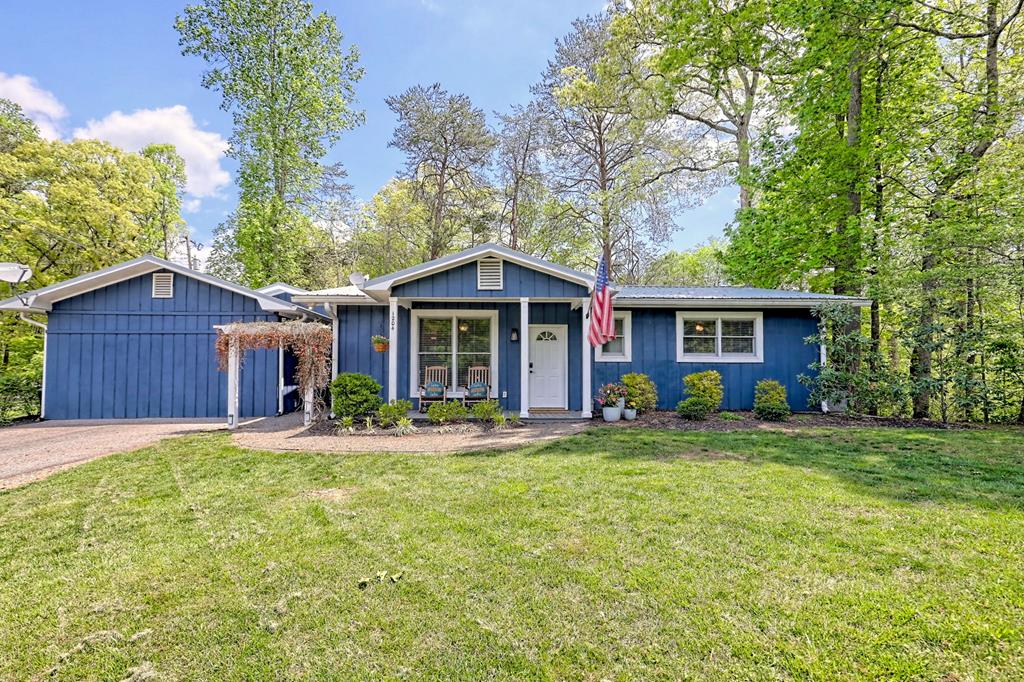 1204 Dogwood Trail, HIAWASSEE, Georgia image 1