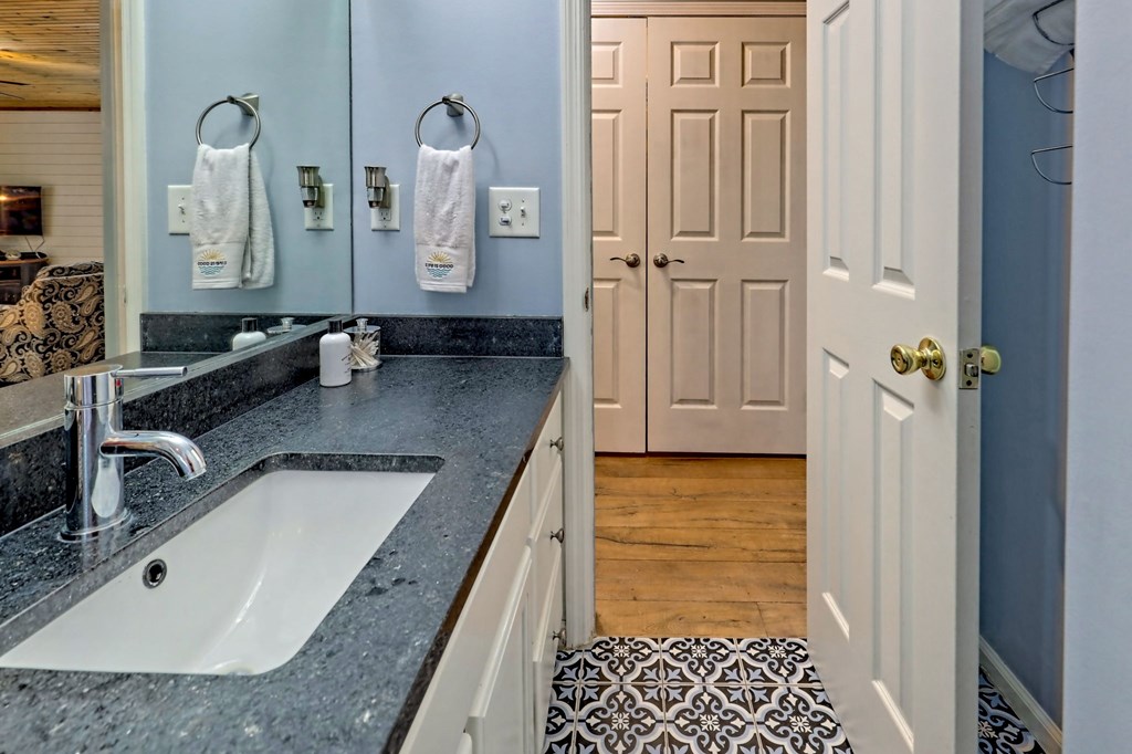 1204 Dogwood Trail, HIAWASSEE, Georgia image 25