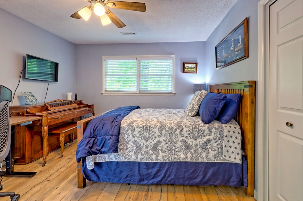 1204 Dogwood Trail, HIAWASSEE, Georgia image 34