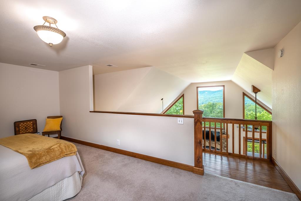 1311 Daylily Drive, MARBLE, North Carolina image 37