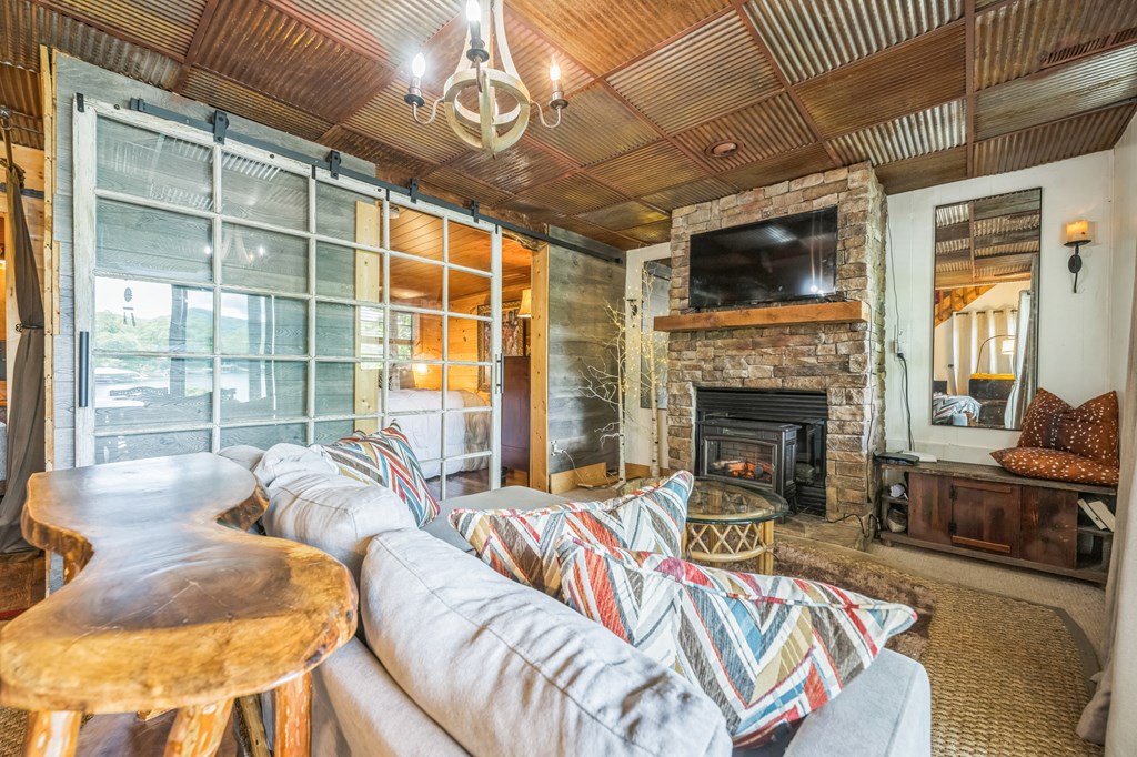 398 Hidden Cove Ln, HAYESVILLE, North Carolina image 20
