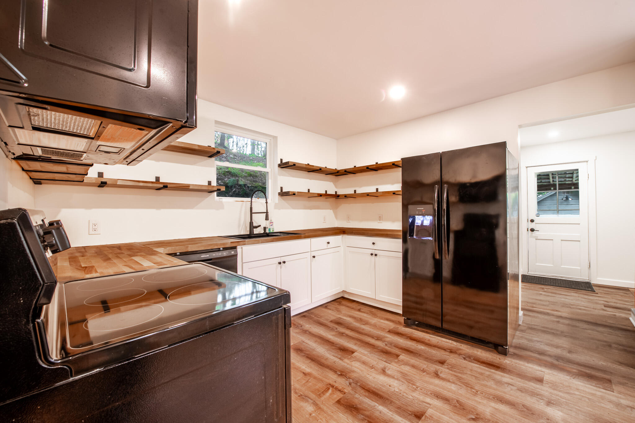 181 Lake Street, Saranac Lake, New York image 3