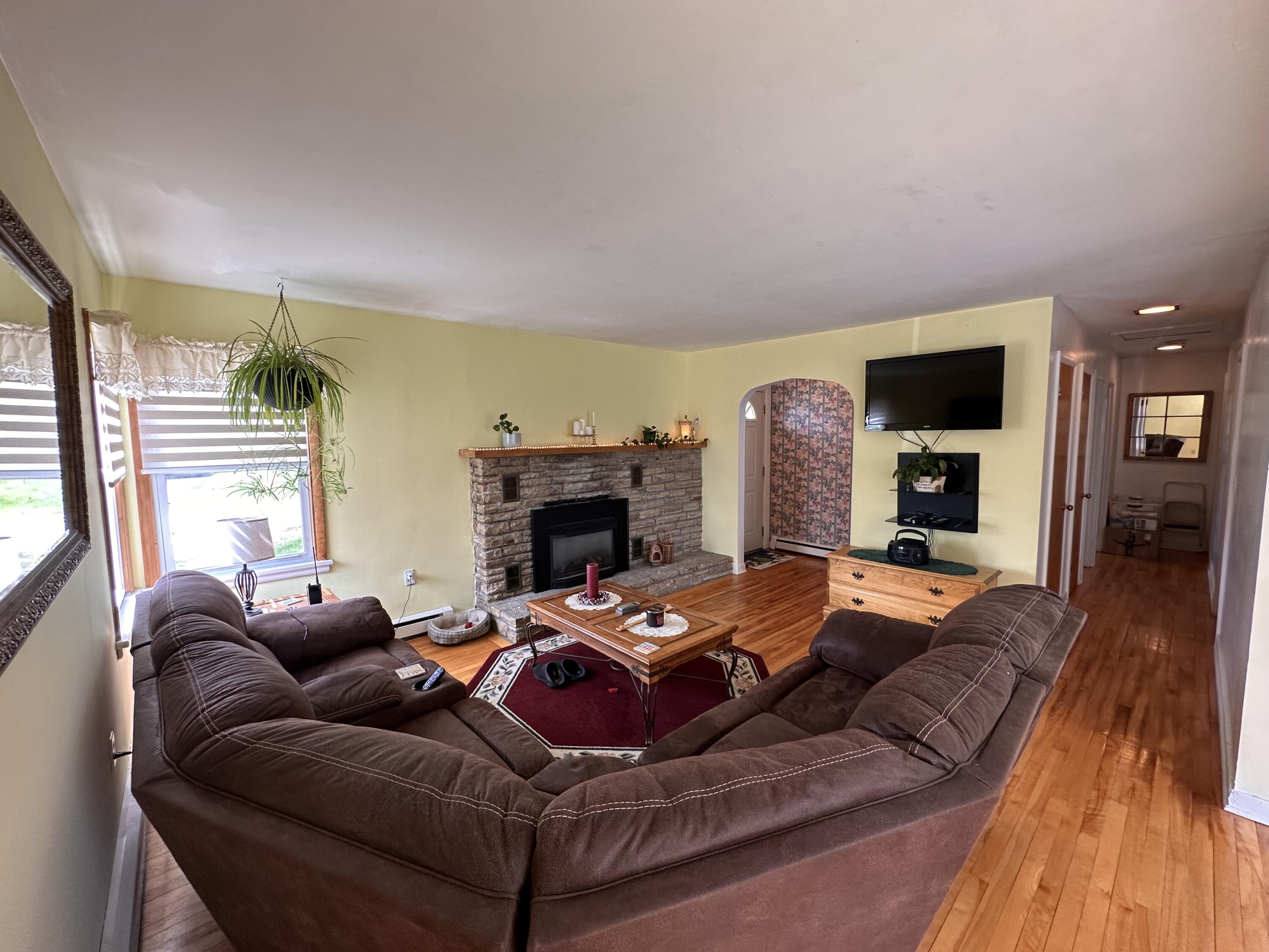 677 Prospect Street, Champlain, New York image 6