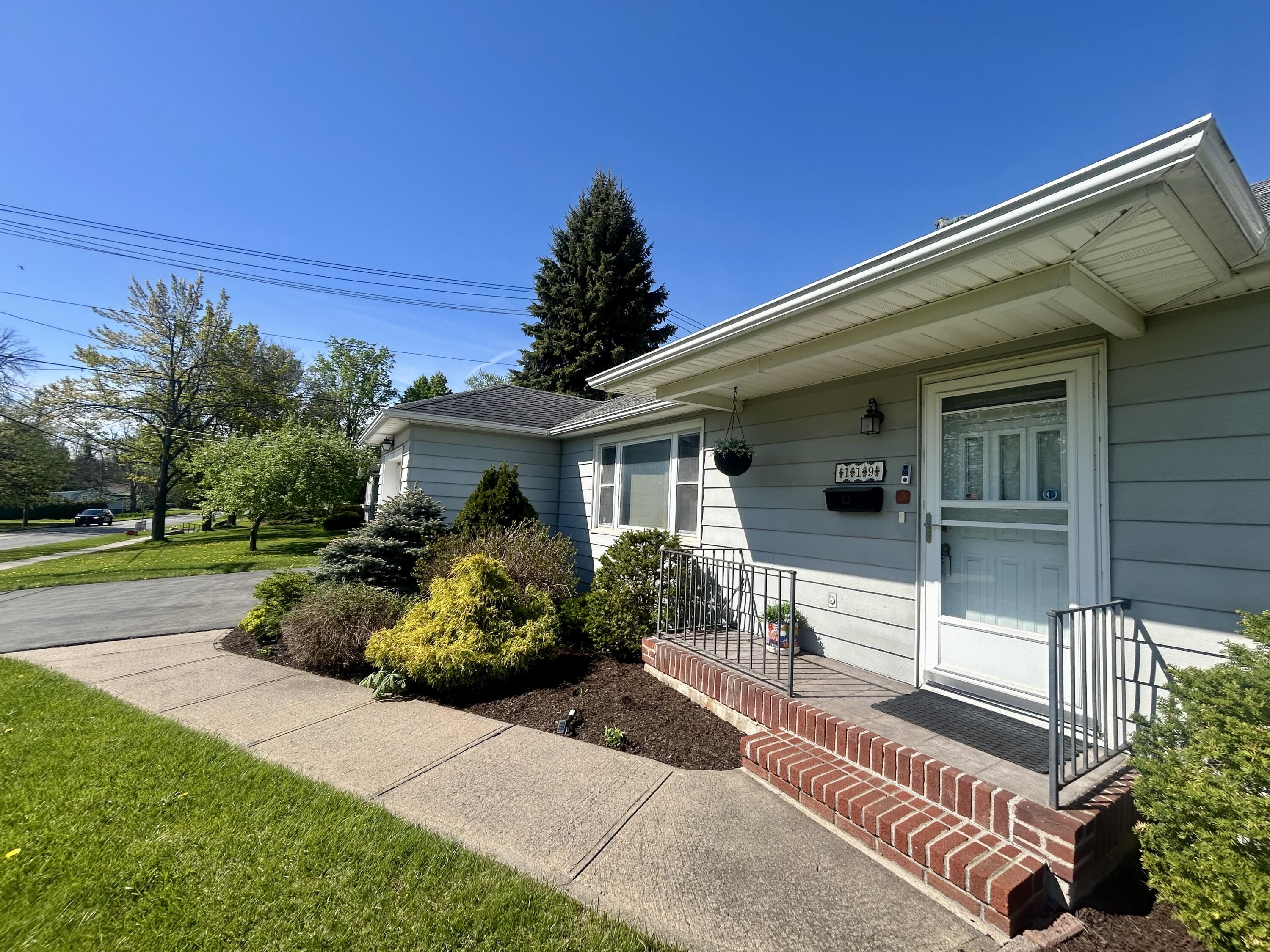 119 Prospect Avenue, Plattsburgh, New York image 2
