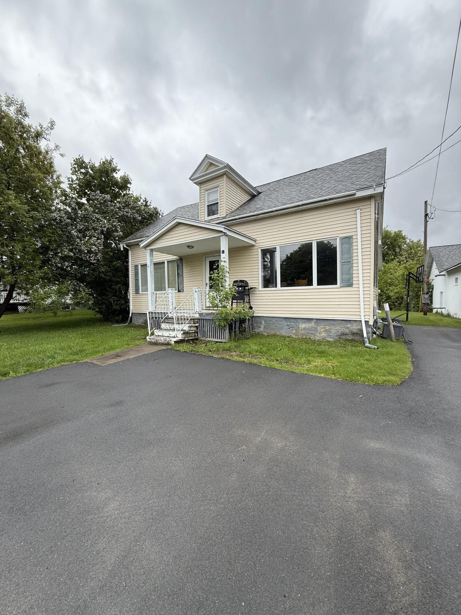 39 Spruce St. Street, Champlain, New York image 15