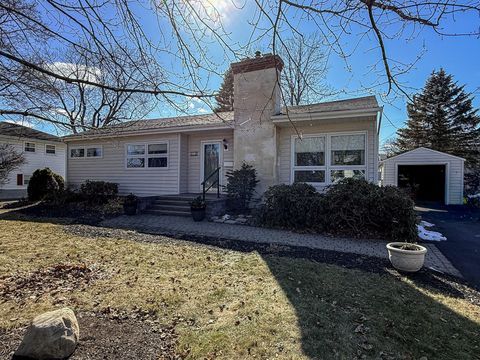 Homes For Sale - 6 Olivetti Place<br/> Clinton County, Plattsburgh, NY 12901