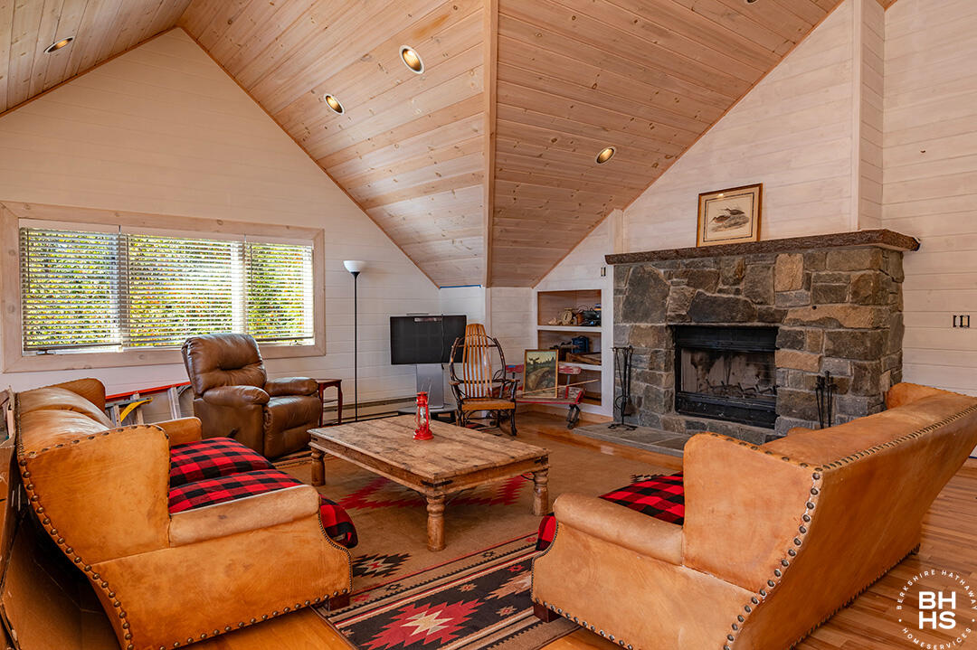 12 George & Bliss 510