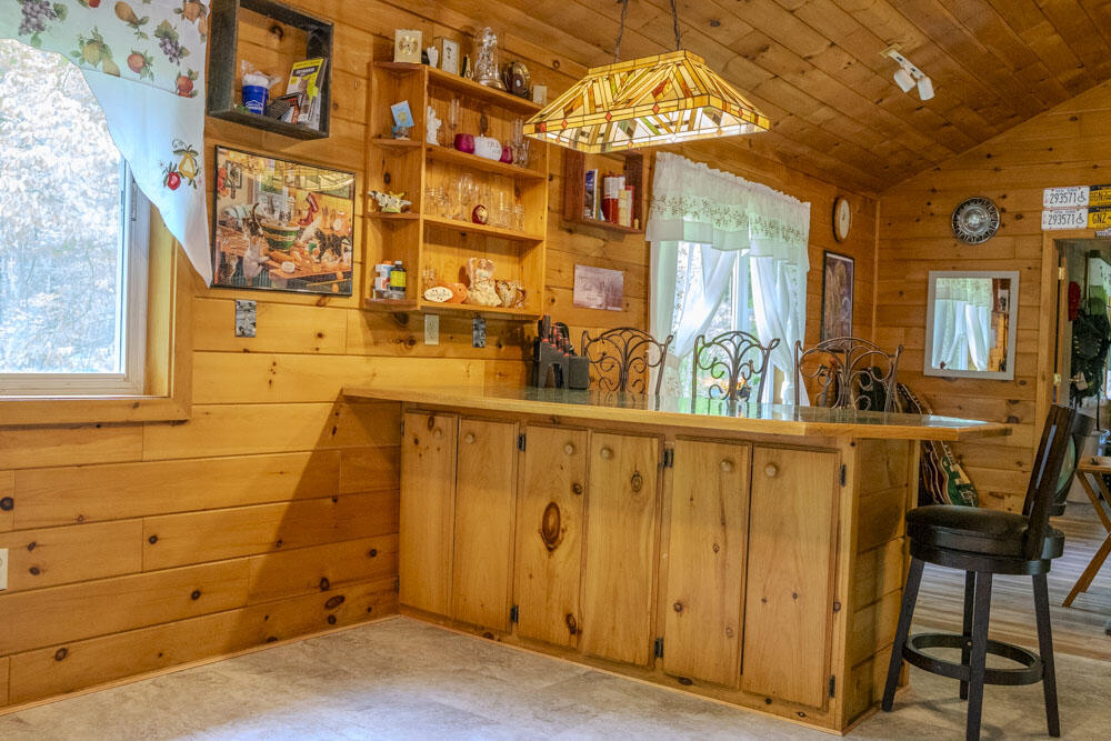 42 Oneida Lane, Jay, New York image 6