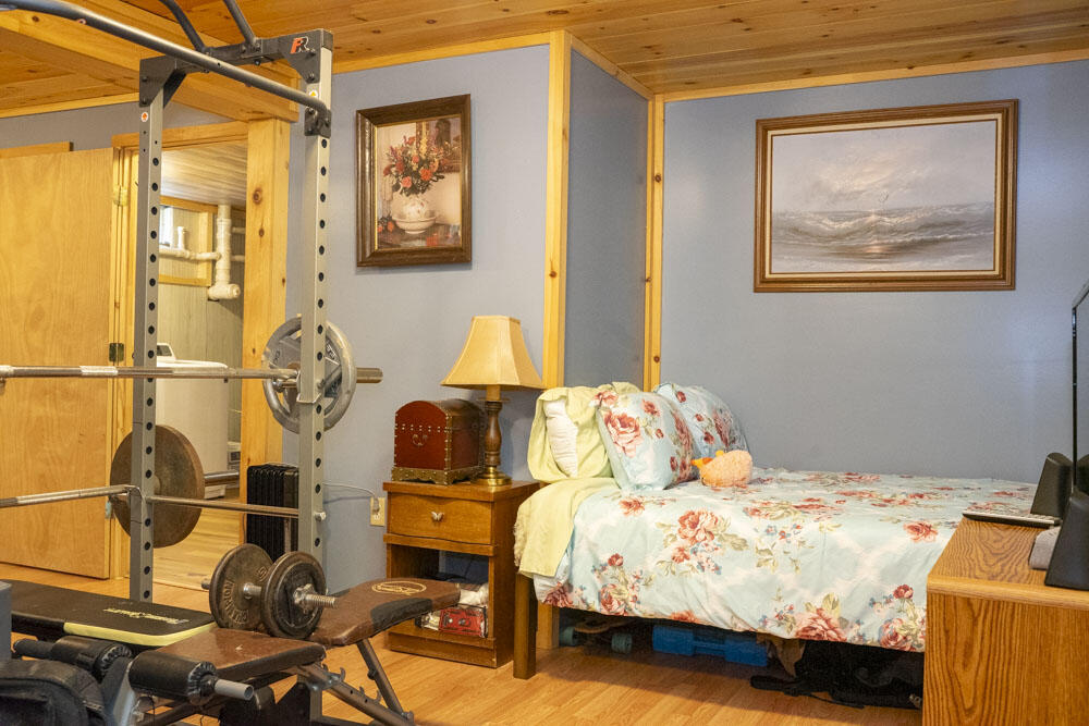 42 Oneida Lane, Jay, New York image 15